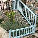 Apartman νοσταλγός-πέτρινο σπίτι με θέα στο αιγαίο Szkópelosz